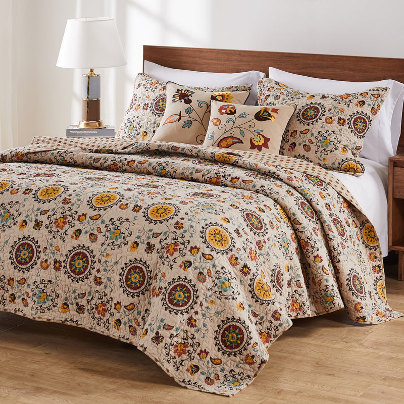 Andorra Nights Bonus Quilt Set