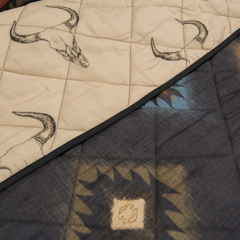 Black Canyon Reversible Quilt Set