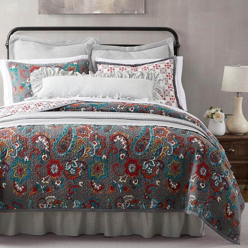 Rustic Fiesta Reversible Quilt Set